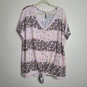 Glitzy Girlz Boutique Plus Size 6x Pink Gray Camouflage Print V Neck